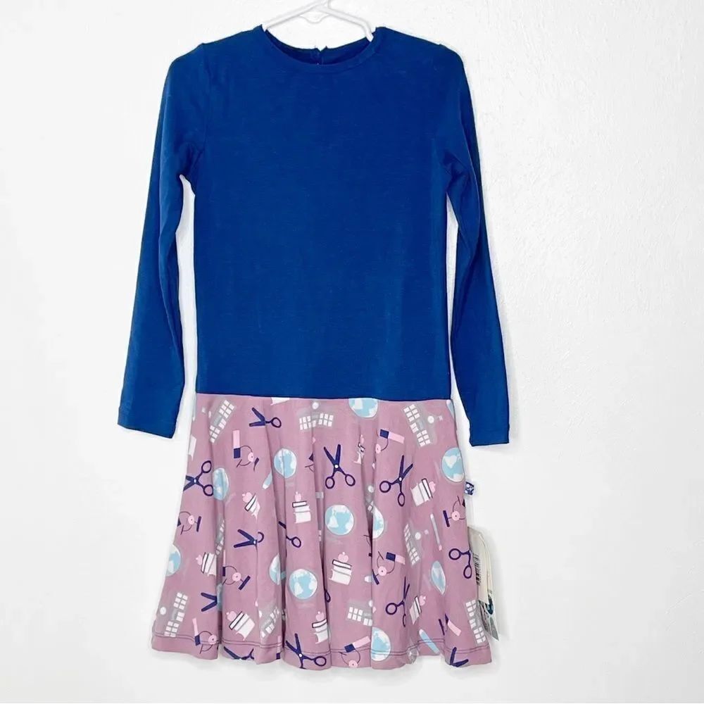 Kickee Pants long sleeve keyhole performance dress in Pegasus Education - US 6-8